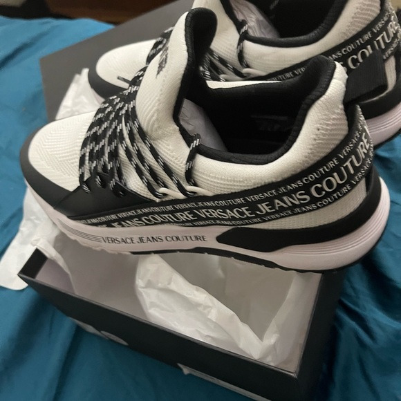 Beautiful Versace mens shoes - Picture 5 of 5